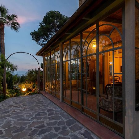 Villa Rappis Imperia Exterior foto